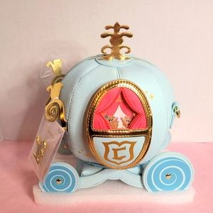 Loungefly-Limited Edition Exclusive Cinderella's Castle Ride-NWT'S